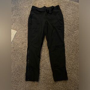 Athleta Trekkie Belted Pant size 10